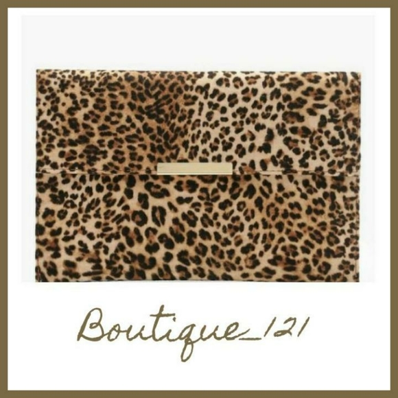 New! Leopard Clutch! - Picture 3 of 3